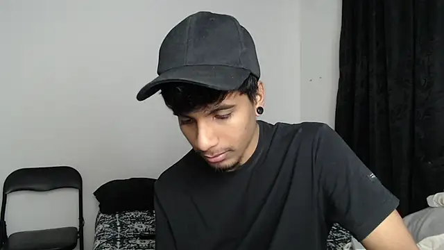 Snapshot of stevenosori chatting on November 2025 03:41:01 AM stevenosori online show from November 2025 03:41:01 AM