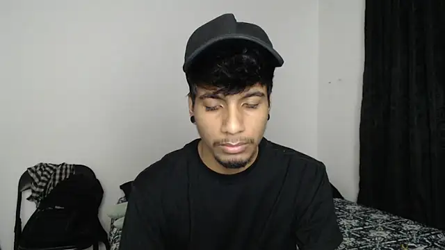 Snapshot of stevenosori chatting on November 2025 09:40:01 AM stevenosori online show from November 2025 09:40:01 AM