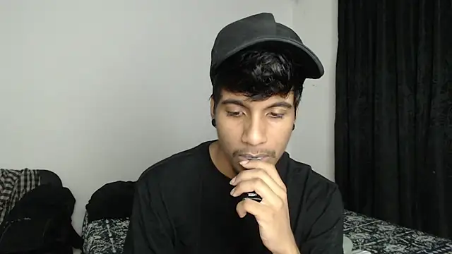 Snapshot of stevenosori chatting on November 2025 10:48:01 AM stevenosori online show from November 2025 10:48:01 AM