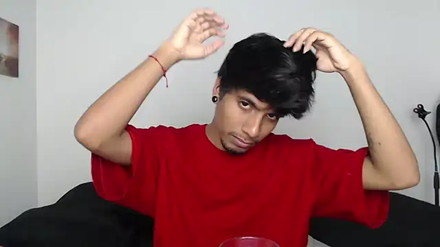 Snapshot of stevenosori chatting on December 2025 03:47:01 AM stevenosori online show from December 2025 03:47:01 AM