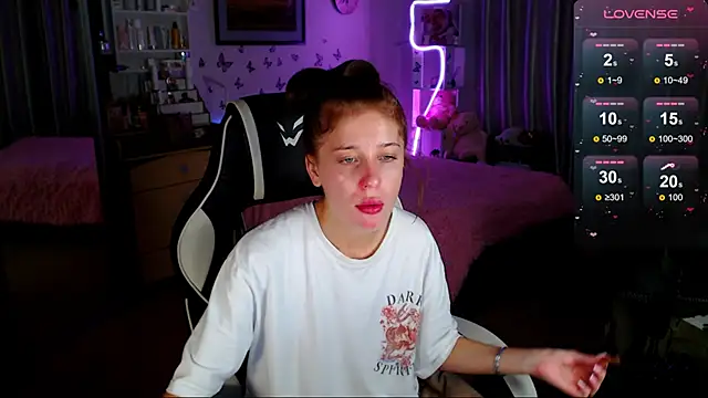 Kira honeyy online show from September 2025 11:10:02 AM