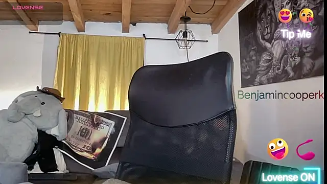 BenjaminCooperk online show from February 2026 11:16:02 PM