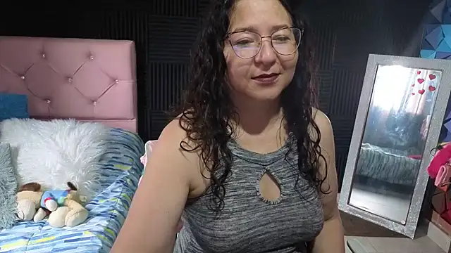 katifoxx online show from March 2026 04:00:01 PM