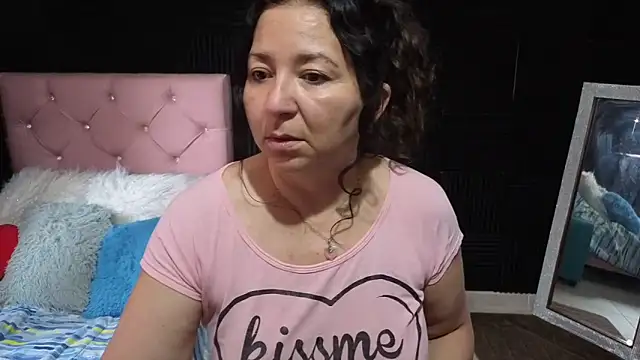 katifoxx online show from April 2026 04:26:02 PM