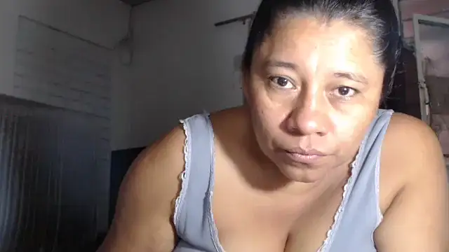 adrixxx38 online show from February 2026 10:40:01 PM