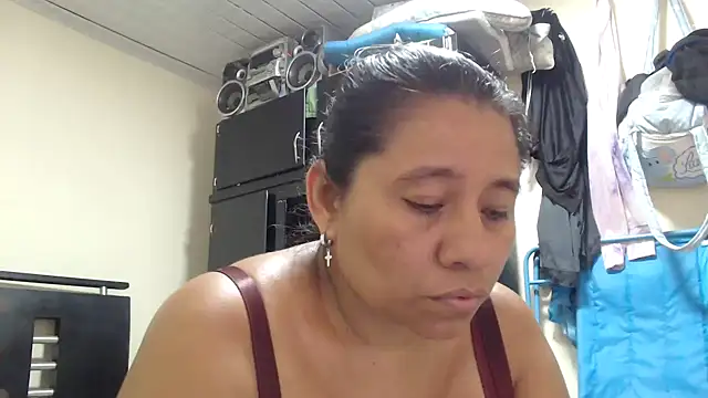 adrixxx38 online show from April 2026 06:23:01 PM