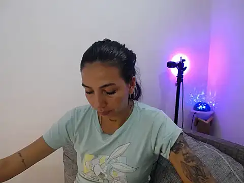 Allyson Smith online show from January 2025 02:18:01 AM