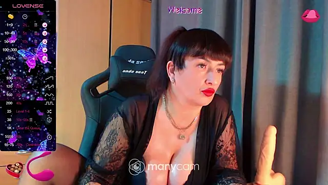 Snapshot of Hotangel75 chatting on January 2025 04:52:02 AM Hotangel75 online show from January 2025 04:52:02 AM