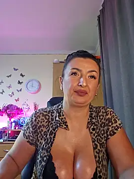 Snapshot of Hotangel75 chatting on October 2025 06:21:02 AM Hotangel75 online show from October 2025 06:21:02 AM