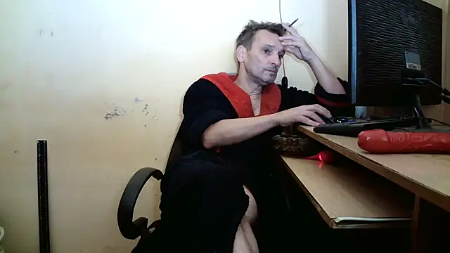 dundyFocus online show from October 2025 08:35:02 AM