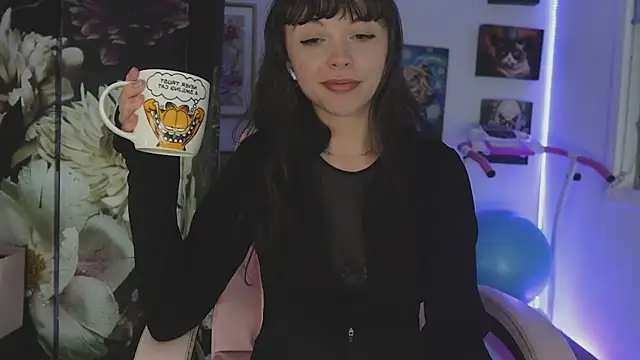 makiyahbelle online show from April 2026 11:14:02 AM