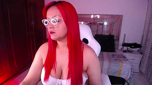 salomecastro  online show from October 2025 03:32:01 AM