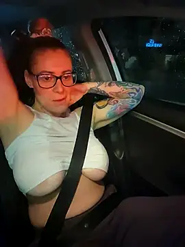 HollyTattoo online show from December 2024 11:03:01 PM