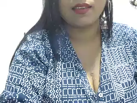 Snapshot of ROSEE_MERRYYYY chatting on February 2025 10:30:01 AM ROSEE MERRYYYY online show from February 2025 10:30:01 AM