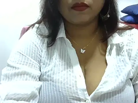 Snapshot of ROSEE_MERRYYYY chatting on October 2025 07:28:01 AM ROSEE MERRYYYY online show from October 2025 07:28:01 AM