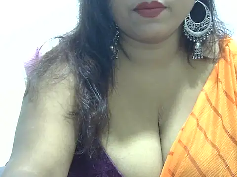 Snapshot of ROSEE_MERRYYYY chatting on October 2025 09:41:02 AM ROSEE MERRYYYY online show from October 2025 09:41:02 AM