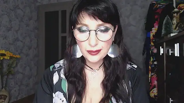 Aziza1 online show from January 2025 05:39:01 PM