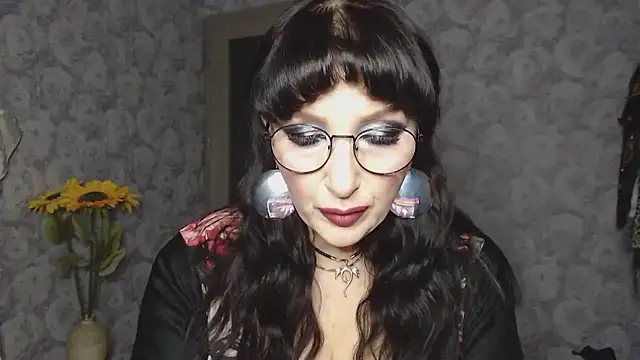 Snapshot of Aziza1 chatting on March 2025 04:22:02 PM Aziza1 online show from March 2025 04:22:02 PM