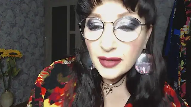 Snapshot of Aziza1 chatting on March 2025 04:43:02 PM Aziza1 online show from March 2025 04:43:02 PM