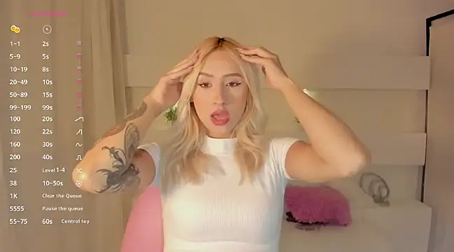 AshleyRoys online show from January 2025 03:04:01 PM