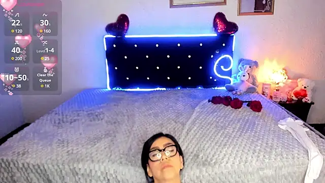 Silver Lovee online show from February 2025 12:54:02 AM