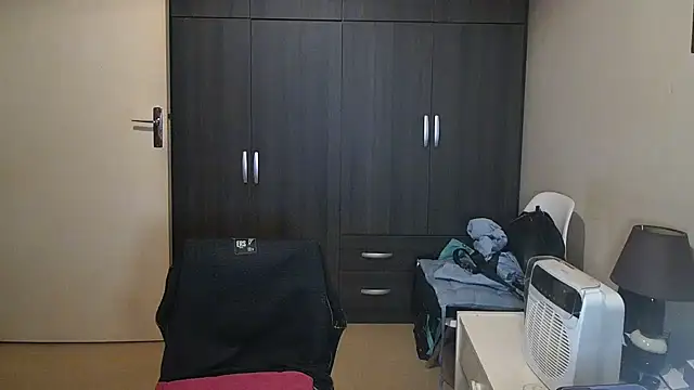 Snapshot of Ethangay chatting on October 2025 03:04:01 PM Ethangay online show from October 2025 03:04:01 PM