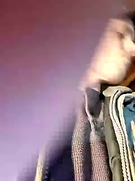 Snapshot of MaddyC6992 chatting on January 2025 06:06:02 PM MaddyC6992 online show from January 2025 06:06:02 PM