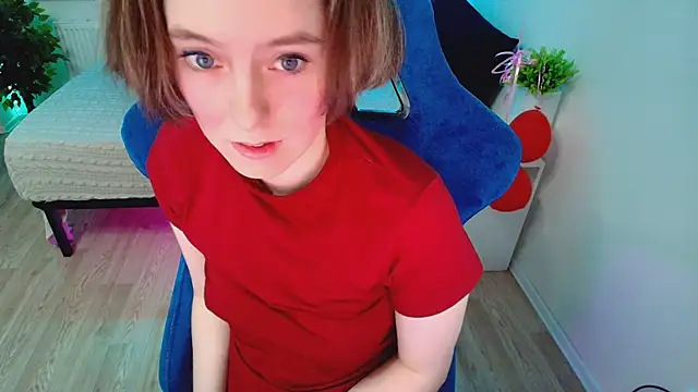 CranberryHot online show from October 2025 07:36:02 PM