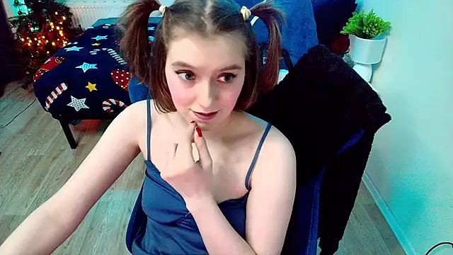 CranberryHot online show from February 2026 02:11:02 PM