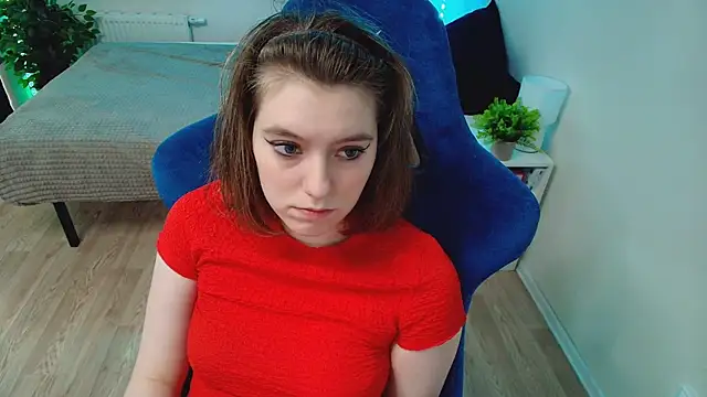 CranberryHot online show from June 2026 03:28:01 PM