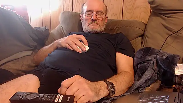 snickers1 online show from April 2026 02:11:01 PM