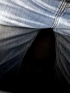 Leo Big online show from November 2025 12:38:01 PM