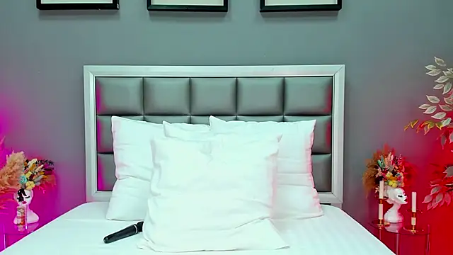 Rachel Quinn  online show from March 2025 04:41:02 AM