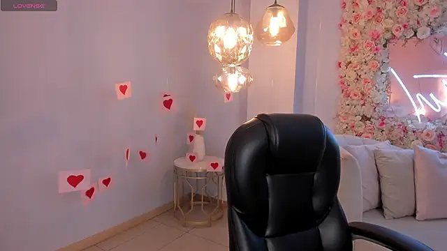 MorganHicks online show from February 2026 07:43:01 PM