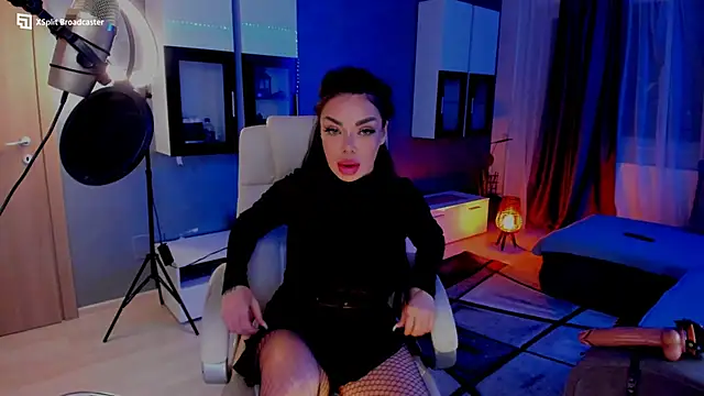 Miss kay1111 online show from December 2024 07:34:02 PM