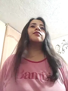 Snapshot of latinfemale chatting on March 2025 02:08:01 AM latinfemale online show from March 2025 02:08:01 AM