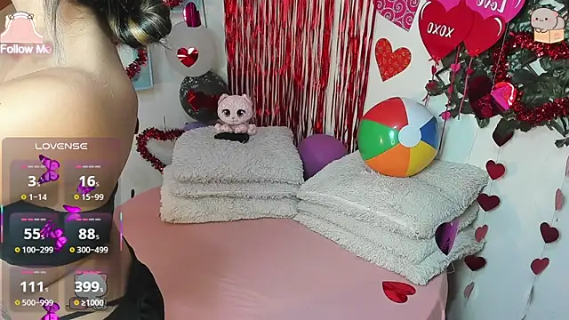 DestinyHills online show from February 2026 12:02:01 PM