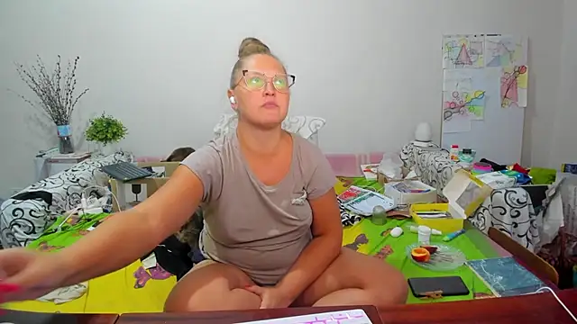 IamYourNarcotic online show from October 2025 03:09:02 PM