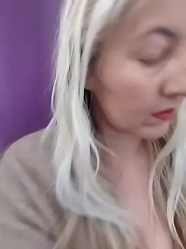 Mllesha74000 online show from March 2026 01:30:01 PM