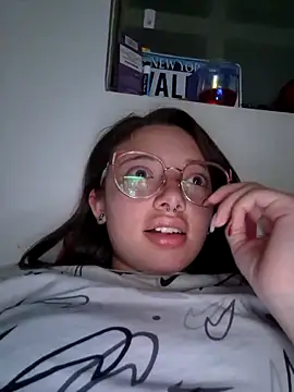 linda-schmidt online show from November 2025 01:44:01 AM