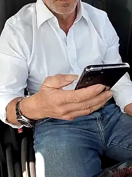 giorgio481510 online show from February 2025 09:47:01 AM