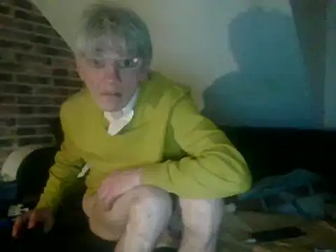 Snapshot of InMeinenMund chatting on December 2024 05:36:02 PM InMeinenMund online show from December 2024 05:36:02 PM