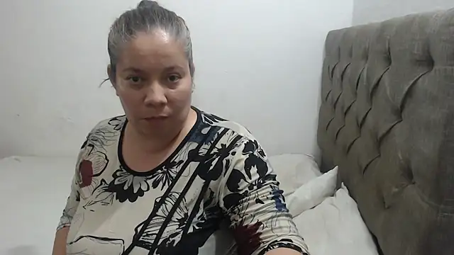 Snapshot of tiffany_horny_1 chatting on September 2025 06:59:01 AM tiffany horny 1 online show from September 2025 06:59:01 AM