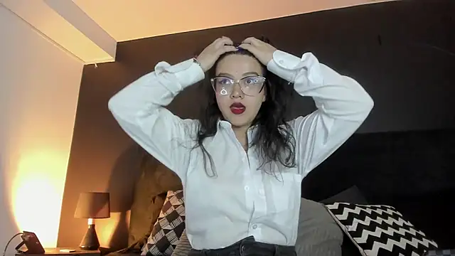  Jade 16 online show from March 2025 02:56:02 PM