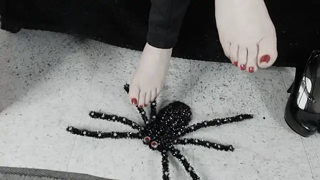  Jade 16 online show from October 2025 12:27:01 PM