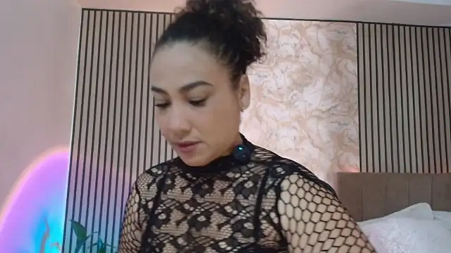 Snapshot of JuliRamirez chatting on July 2026 11:41:02 AM JuliRamirez online show from July 2026 11:41:02 AM