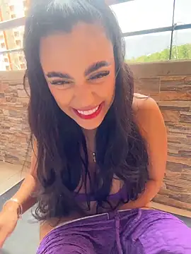 emma andrew1 online show from December 2025 04:11:01 PM