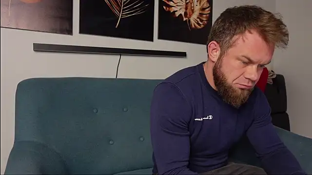 Snapshot of Tommy_Burnz chatting on January 2025 04:20:01 AM Tommy Burnz online show from January 2025 04:20:01 AM