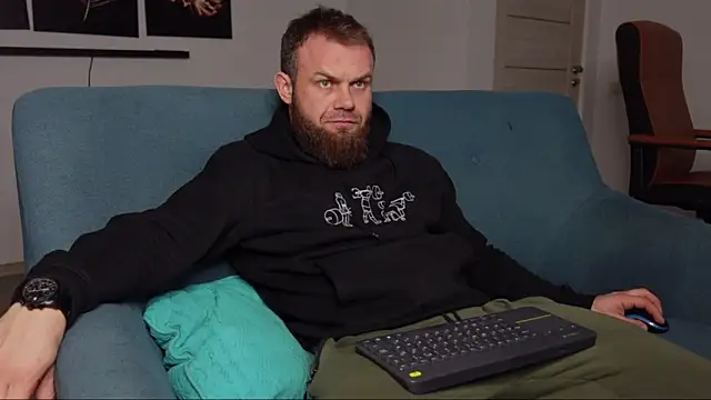 Snapshot of Tommy_Burnz chatting on March 2025 05:06:01 PM Tommy Burnz online show from March 2025 05:06:01 PM