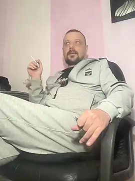 DanielOhCool online show from December 2024 12:27:01 PM